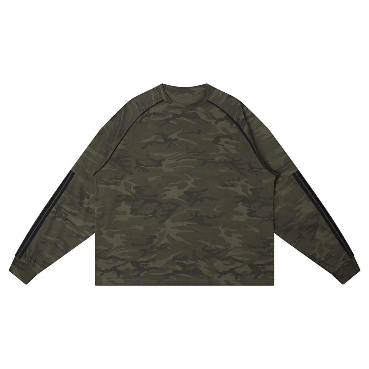 Unisex Camo Loose Long Sleeve T-Shirt in army green camo