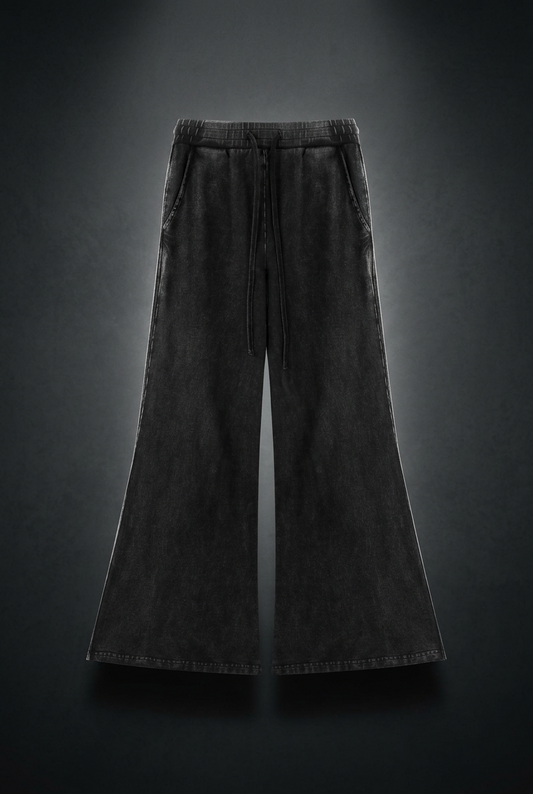 Women's Vintage Wash Flared Sweatpants, view 1